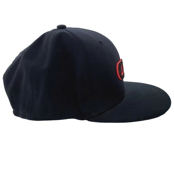 Under Armour Heat Gear Mr Swagman C17 Black Red Embroidered Snapback Cap Hat - Picture 3 of 6